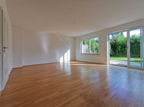 Wohnen auf 188 m² in TOP-LAGE: Familien-Traum, 83607 Holzkirchen, Reihenmittelhaus